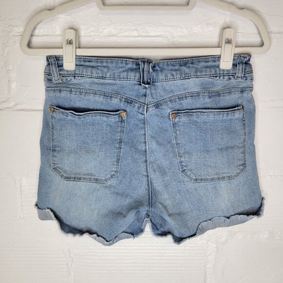 Democracy Women's Size 6 Jean Shorts Cut Off Cuffed Embroidered Distressed - Picture 2 of 3